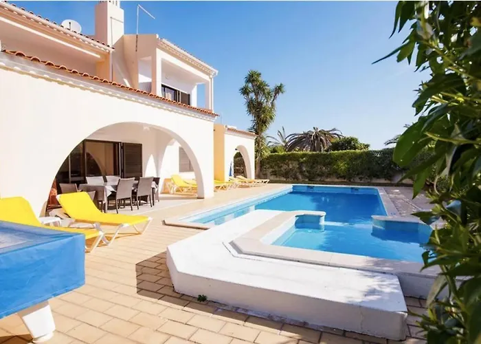 Villa Palmeiras - Serene Private Albufeira