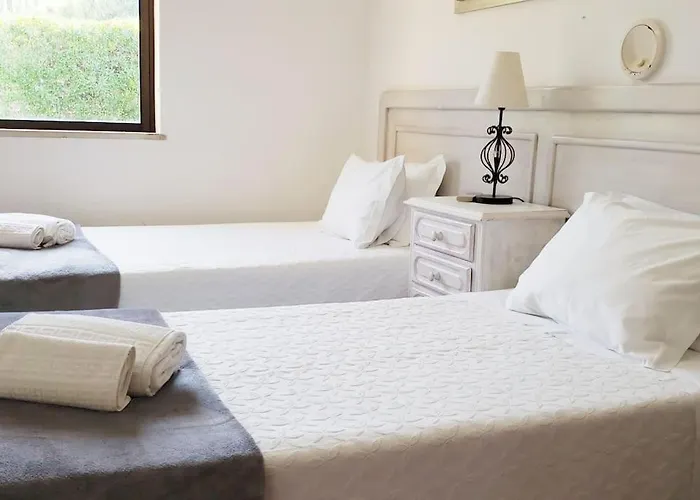 Villa Palmeiras - Serene Private Albufeira