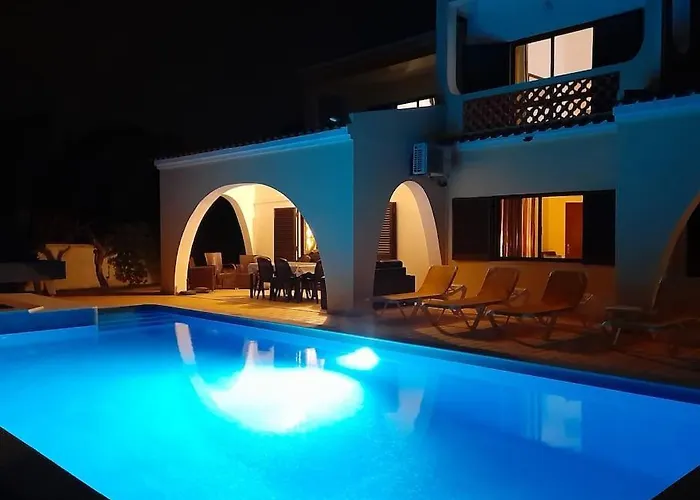 Palmeiras - Serene Private Villa Albufeira